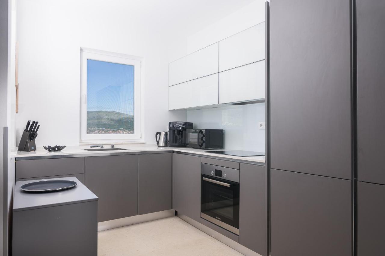 L&L Luxury Apartment 1 Donji Okrug  Exteriör bild